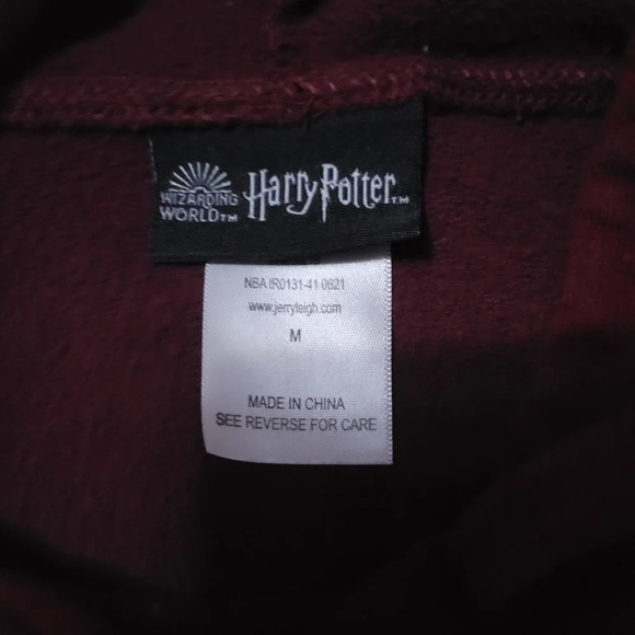 Harry Potter Cropped Maroon Tie-Dye Hoodie, Oversized Boxy Fit, Sz Medium, EUC! - Picture 6 of 7